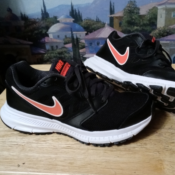 👩Nike Downshifter 6 Black/Coral Athletic Shoes - Size 6.5 - 684765-002🏃📿🦋💐 - Picture 7 of 11